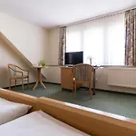 Am Schloss 3*