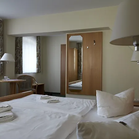 Am Schloss Otel Schwerin (Mecklenburg-Vorpommern)