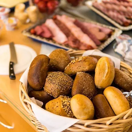 Otel Am Schloss Schwerin (Mecklenburg-Vorpommern)