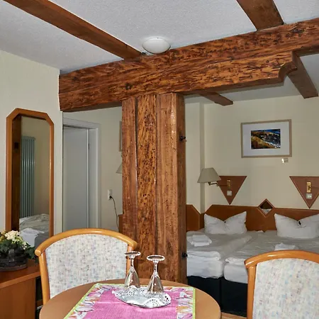 Am Schloss Hotel Schwerin (Mecklenburg-Vorpommern)