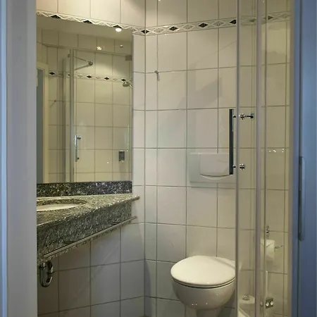 Hotel Am Schloss 3*